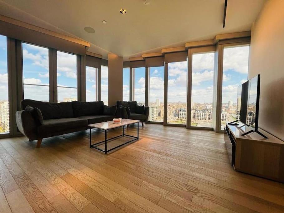 New Manhattan Loft Gardens Stratford ロンドン エクステリア 写真
